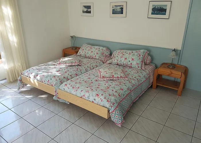 Casa Sandra Локарно