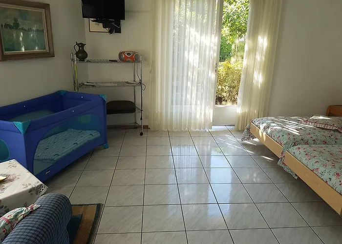 Casa Sandra * Локарно